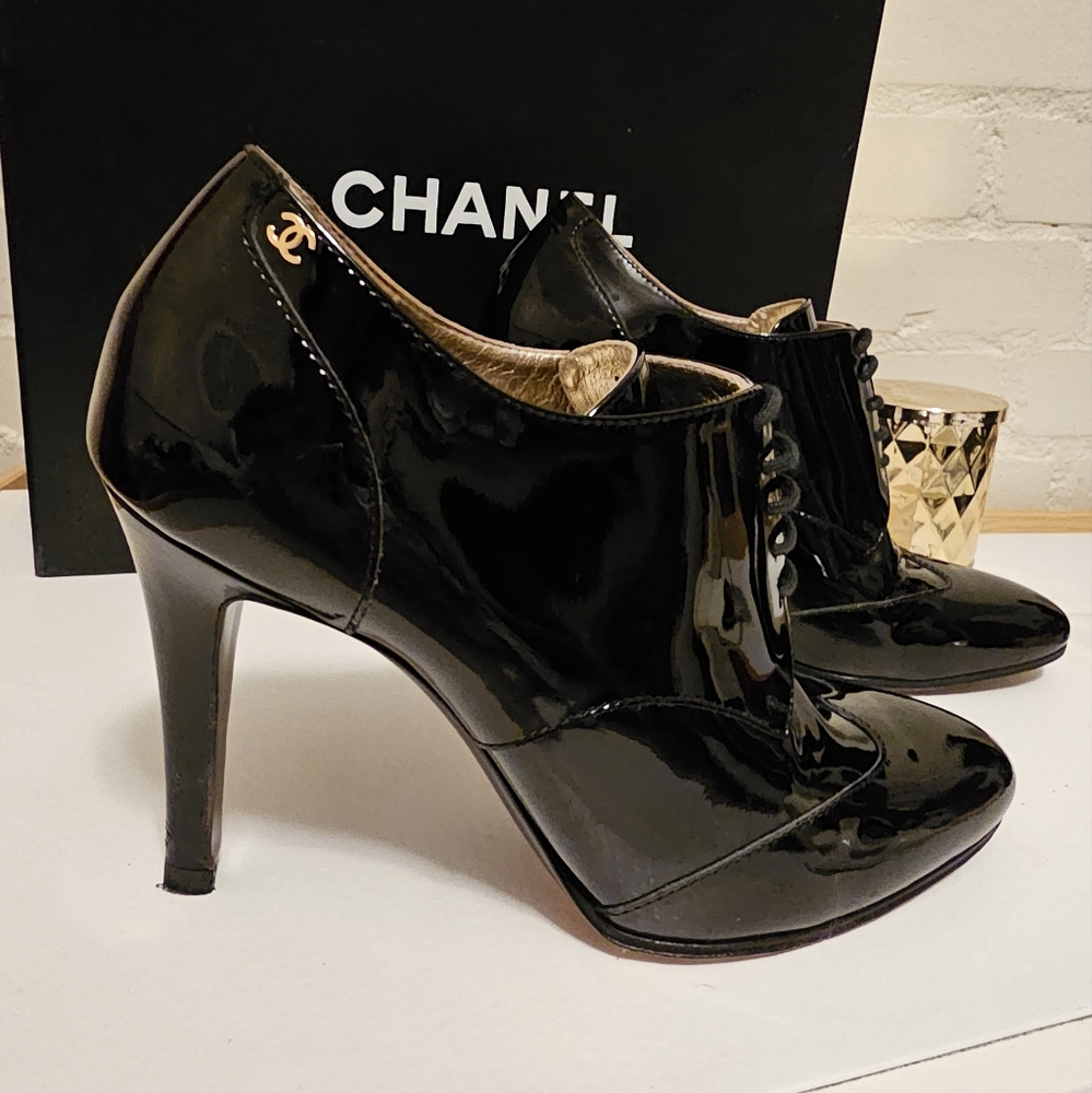SALE Chanel Black Patent Leather Booties Loafer Style Heels with gold CC - Picture 7 of 16
